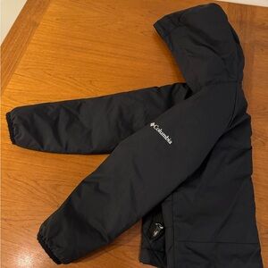 Columbia fall or light winter puffy coat black size 6/7 XS